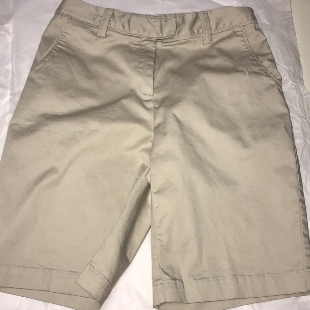 Lady Hagen Shorts -Sz 4 NWOT